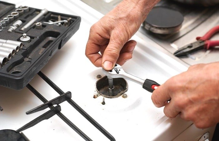 SK Gas Stove & Hob Repair | +91 86609 84078